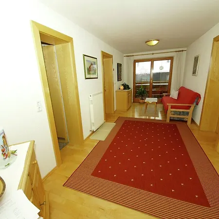 Schleicherhof 4 *