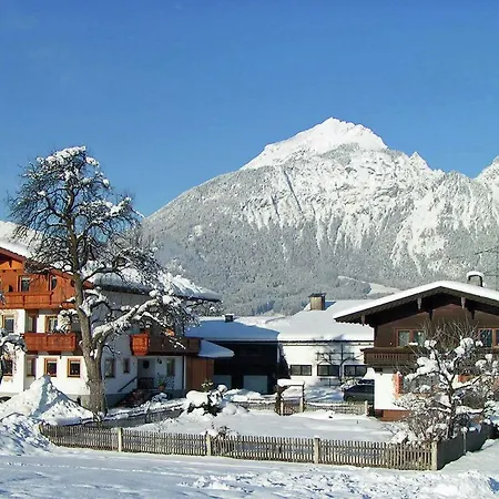 Schleicherhof 4 公寓 齐勒谷地施特拉斯